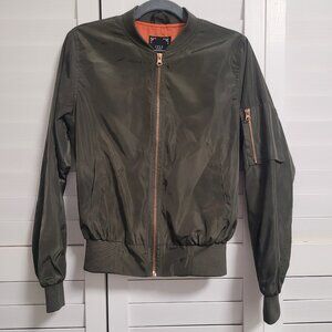 Iris Los Angeles Olive Green Bomber Jacket Small